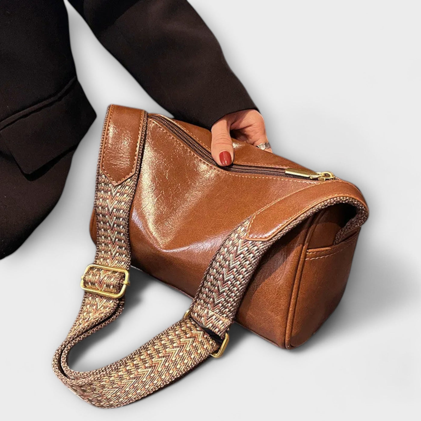 Evelyn - Vintage Crossbody Bag